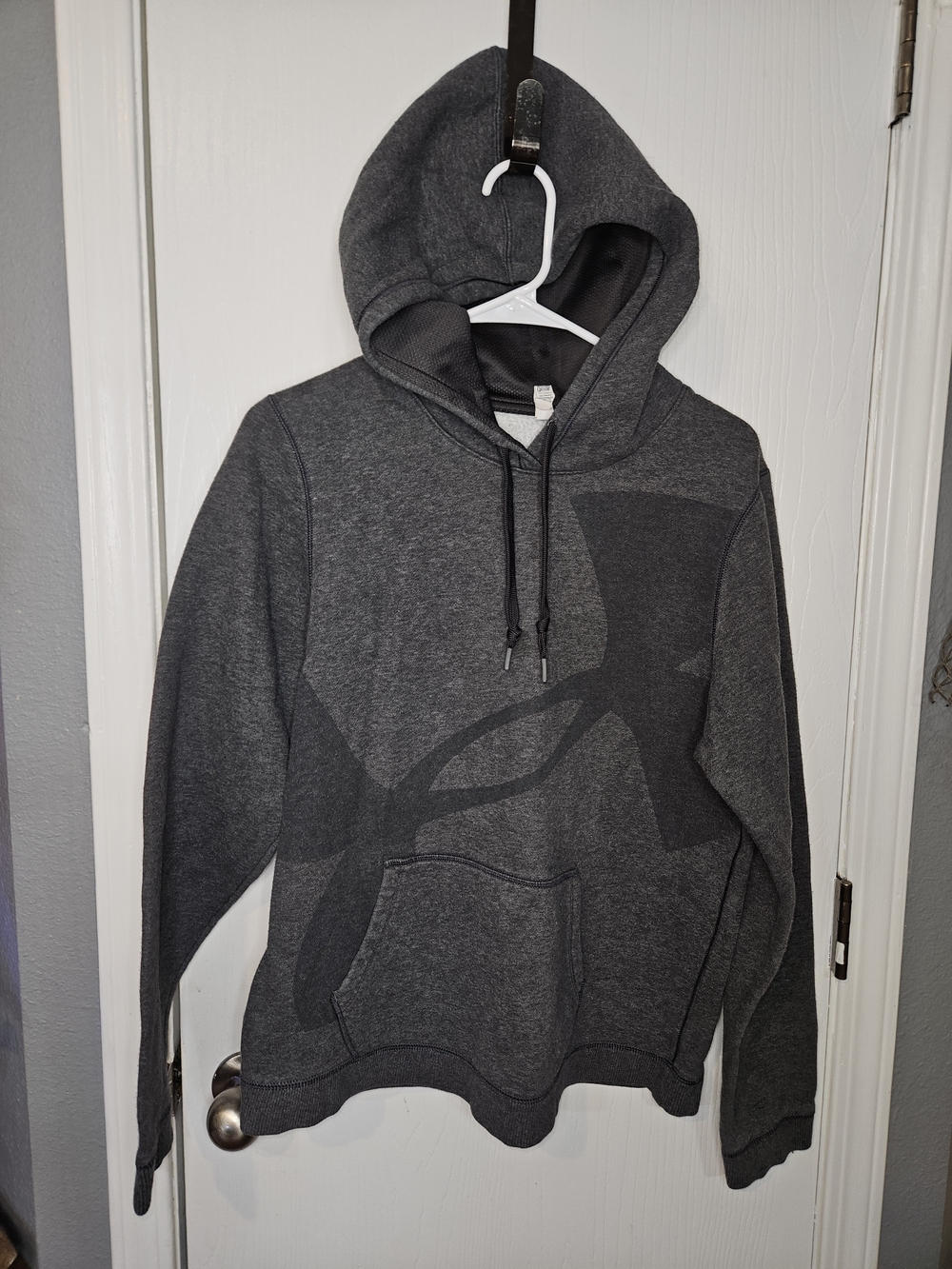 Under Armour Charcoal Gray Pullover Hoodie